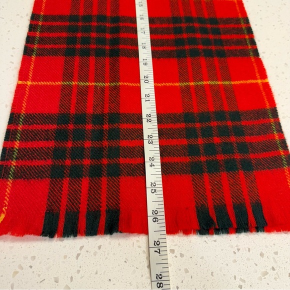 Lochcarron Scotland 100% New Wool Tartan Scarf Red Plaid Holiday Winter 11x53 - Picture 6 of 6